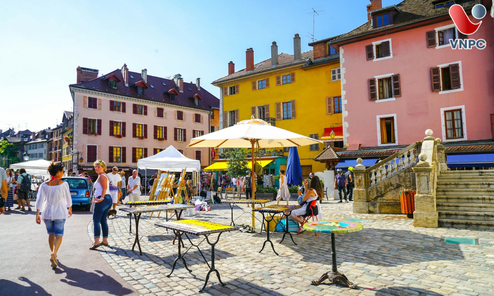 Du Học Pháp Ngành Du Lịch: Điều Kiện, Chi Phí Và Lộ Trình Chi Tiết